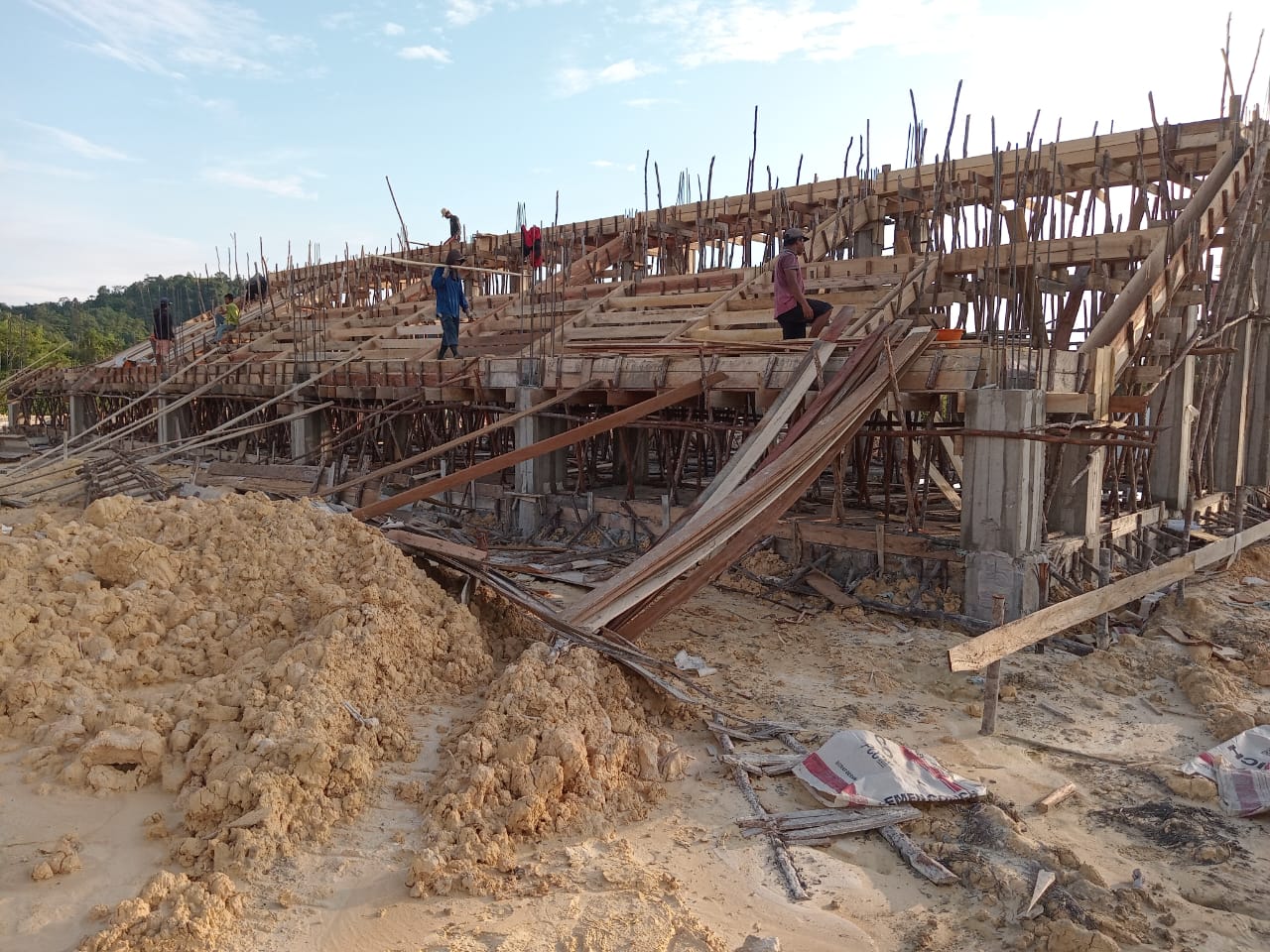 PERSIAPAN: Lokasi pelaksanakan MTQ 2025 di Sekayam sedang dipersiapkan.