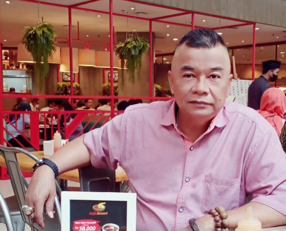 M. Husni Thamrien