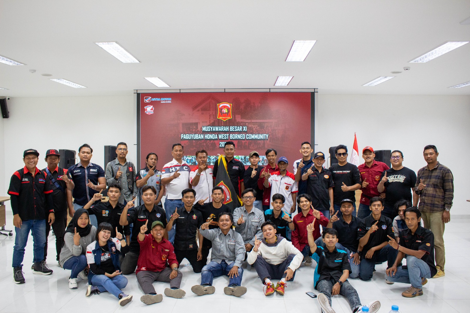 Fery Ashari menerima amanah kembali sebagai Ketua Umum Paguyuban HWBC dalam Musyawarah Besar 2025 yang berlangsung demokratis dan penuh semangat kekeluargaan.
