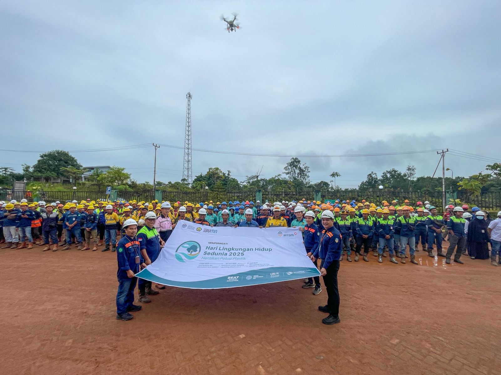 PT ANTAM Tbk UBPB Kalimantan Barat (ANTAM) meluncurkan Program SERASI (Sinergi Kolaboratif untuk Masyarakat Cerdas Iklim). Program yang dirancang sebagai bagian dari kegiatan HLH tahun 2025 .