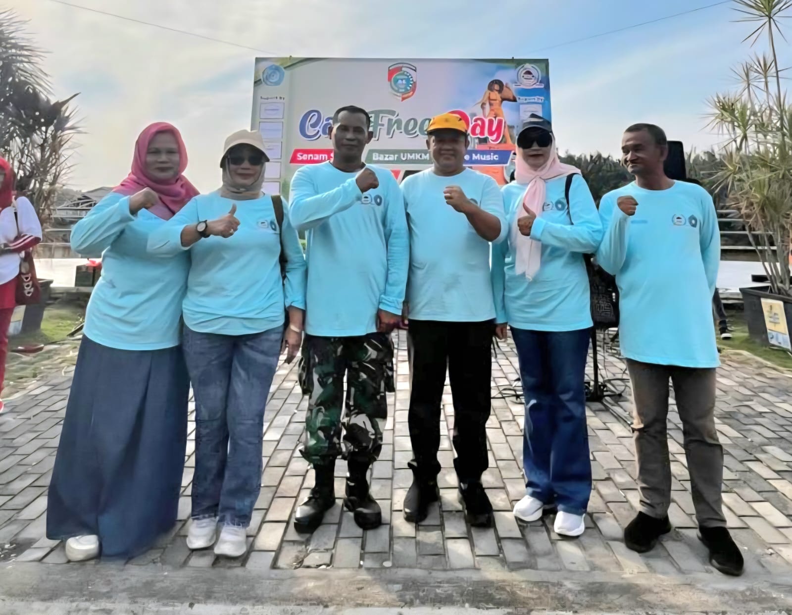 PERDANA: Ketua DPRD Mempawah mengikuti CFD Perdana di Kota Mempawah yang dilaksanakan Kelurahan Terusan.