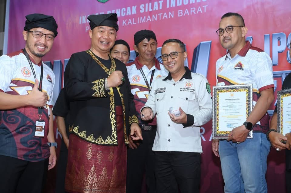 Bupati Ketapang, Alexander Wilyo, terpilih secara aklamasi pada Musprov IX IPSI Kalbar di Ketapang, Selasa (10/6).