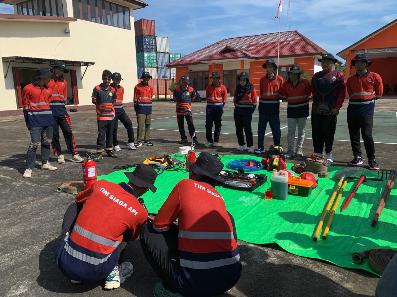 PT Hutan Kencana Damai (HKD) menggelar pelatihan pencegahan dan pengendalian kebakaran hutan dan lahan selama tiga hari, pada 9&ndash;11 Juni 2025 di Ketapang.