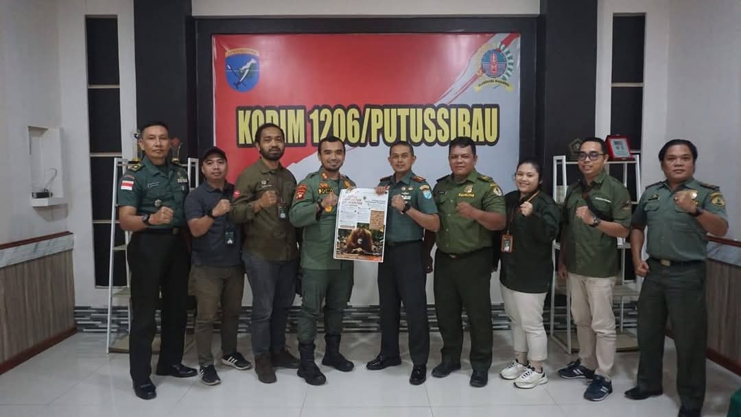 PERLINDUNGAN : BKSDA Sintang saat bersilaturahmi dengan Dandim 1206 Putussibau dalam memperkuat perlindungan hutan.