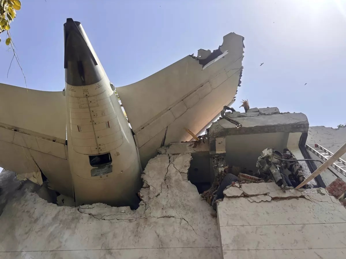 TRAGEDI: Pesawat Air India terjatuh pada Kamis (12/06)
