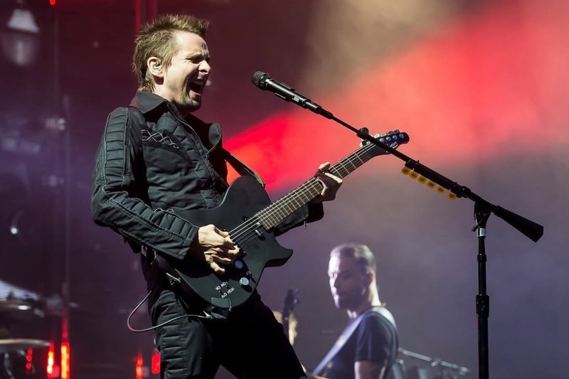 Vokalis-gitaris Muse Matthew Bellamy. Muse bakal menggelar konser di Indonesia pada September 2025 mendatang.