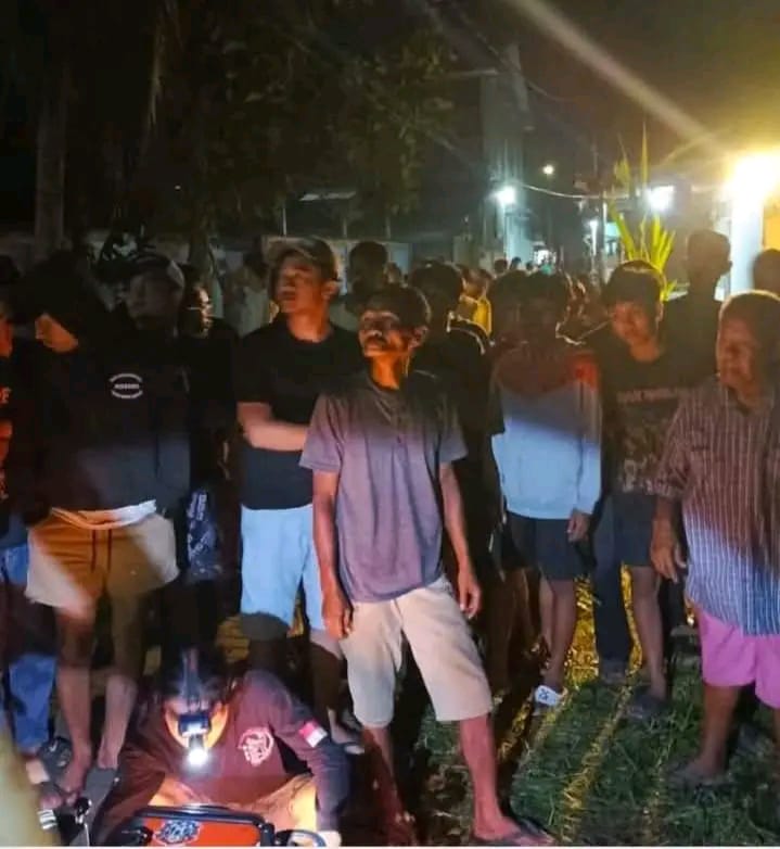 Uray Abadi, terduga pelaku pembunuhan bocah yang sebelumnya dikabarkan hilang dan akhirnya ditemukan tewas di halaman masjid di Kota Singkawang.
