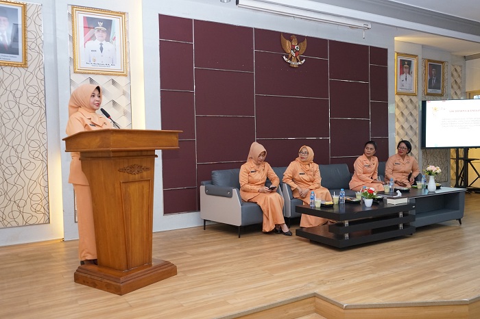 DWP: Ketua DWP Kalbar Windy Prihastari memimpin pelaksanaan program &ldquo;Goes to Unsur Pelaksana (UP)&rdquo; di Aula Dinas PUPR Provinsi Kalbar, Kamis (12/6).