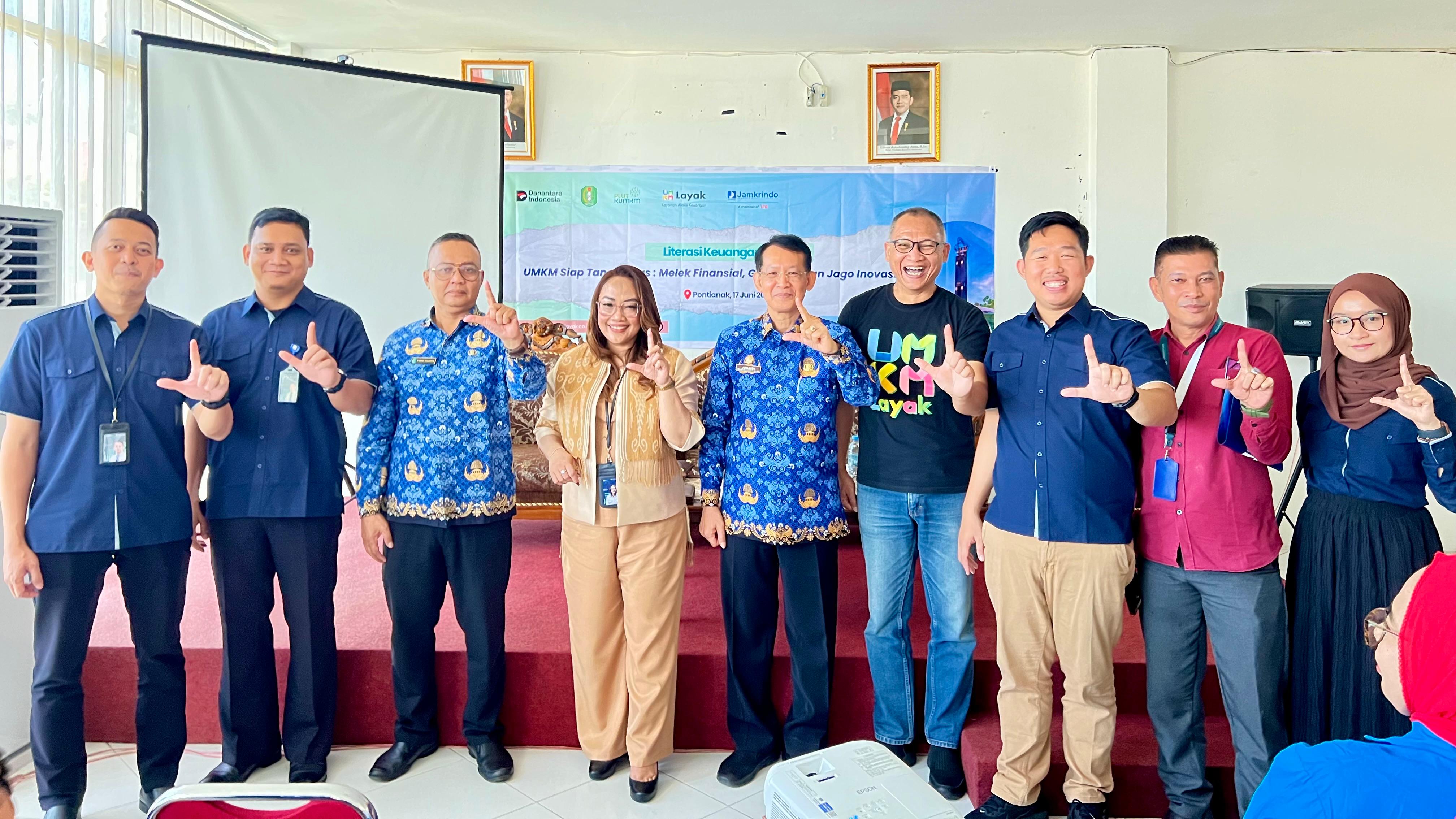 Lokakarya literasi keuangan dan inovasi produk bagi pelaku UMKM di Pontianak, Selasa (17/6).