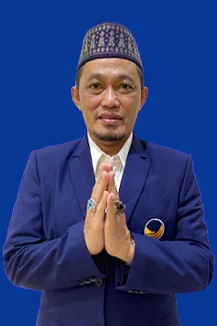 Haji Subhan Nur, anggota DPRD Kalbar dari dapil Sambas dan juga Ketua DPD Nasdem Sambas.