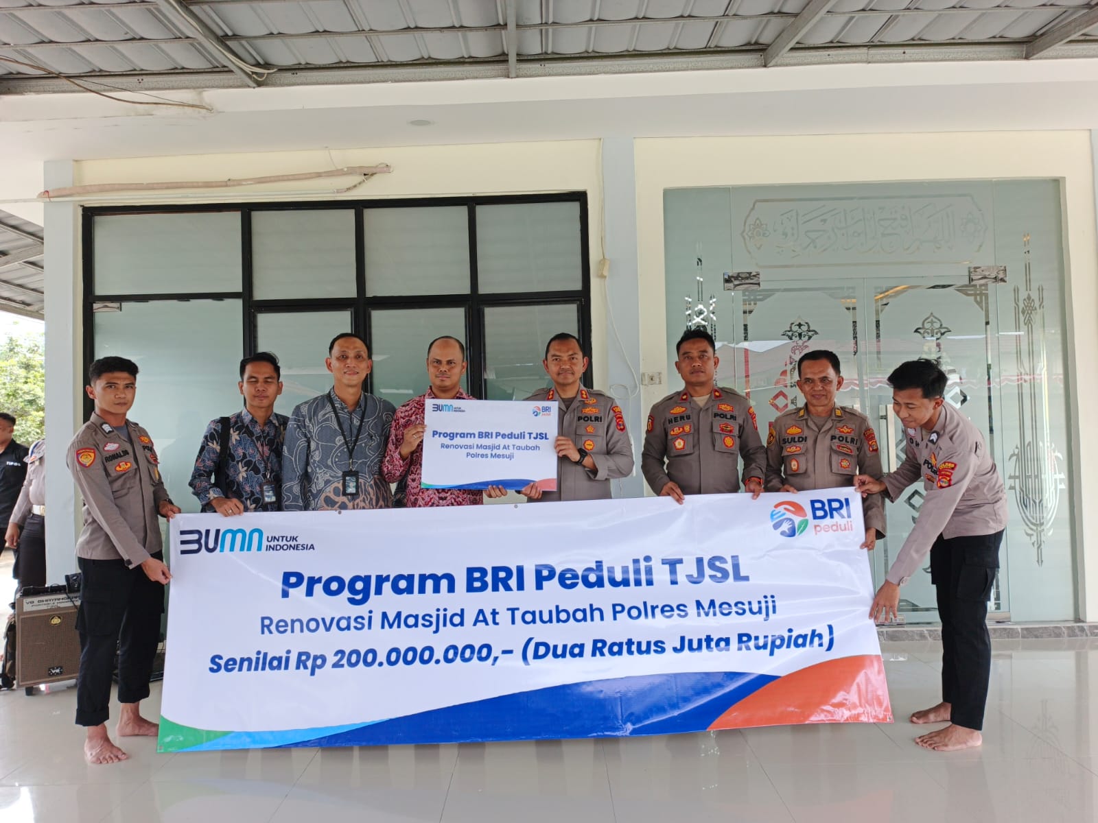 Program BRI Peduli TJSL Renovasi Masjid At Taubah Polres Mesuji.