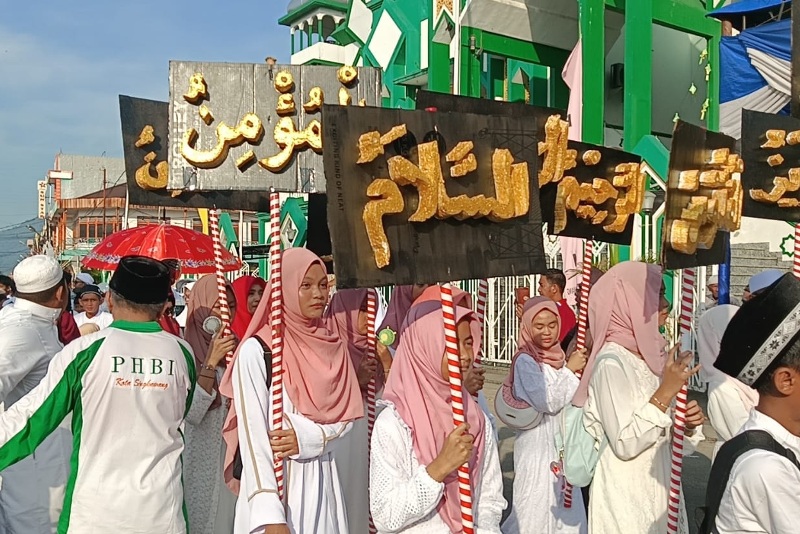Peserta Pawai Tahun Baru Islam 1447 H di Singkawang. Pawai ini diikuti sekitar 3.000 peserta, Jumat (27/6).