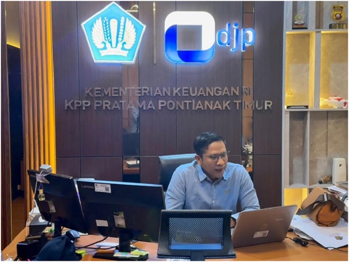 TAX CENTER: Pembukaan kegiatan Kumpul Tax Center Chapter 2 oleh Ahmad Sadiq Urwah F.M. selaku Kepala Kantor KPP Pratama Pontianak Timur.