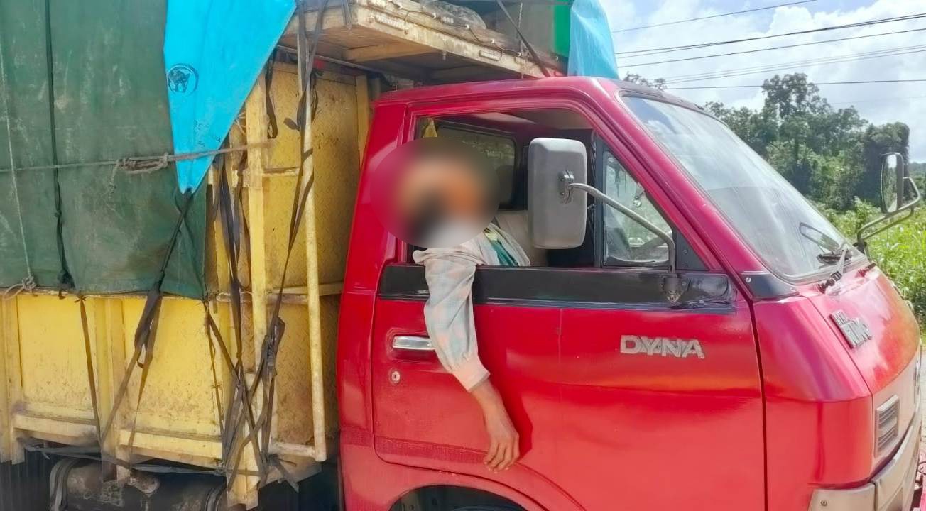MENINGGAL: Pria asal Mempawah juga sopir angkutan ekspedisi ini meninggal saat sedang beristirahat di salah satu lokasi persinggahan ekspedisi di Desa Penyeladi, Kecamatan Kapuas, Kabupaten Sanggau.