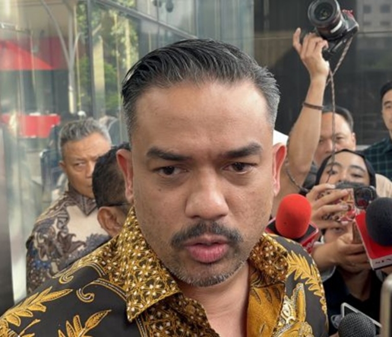 Menteri Koperasi dan UKM, Maman Abdurrahman, mendatangi gedung Komisi Pemberantasan Korupsi (KPK) pada Jumat (4/7).