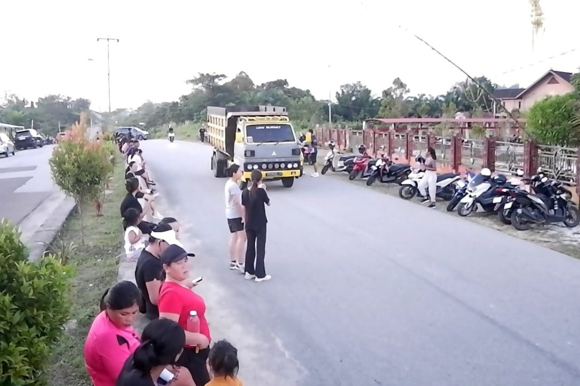 Pemerintah Kabupaten Landak tengah mencanangkan kawasan GOR Patih Gumantar Ngabang, sebagai area Car Free Day (CFD)