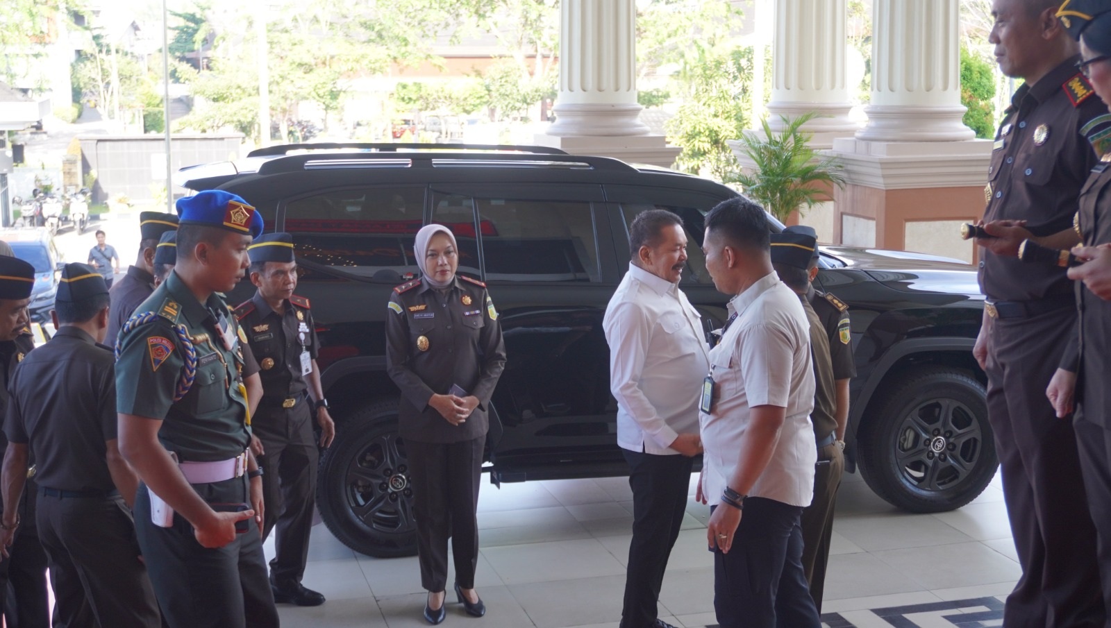 KUNJUNGAN: Jaksa Agung ST Burhanuddin saat melakukan kunjungan kerja di wilayah hukum Kejati Kalbar, Senin (7/7).