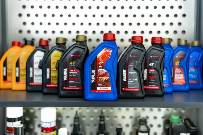 Line Up Yamalube Oil