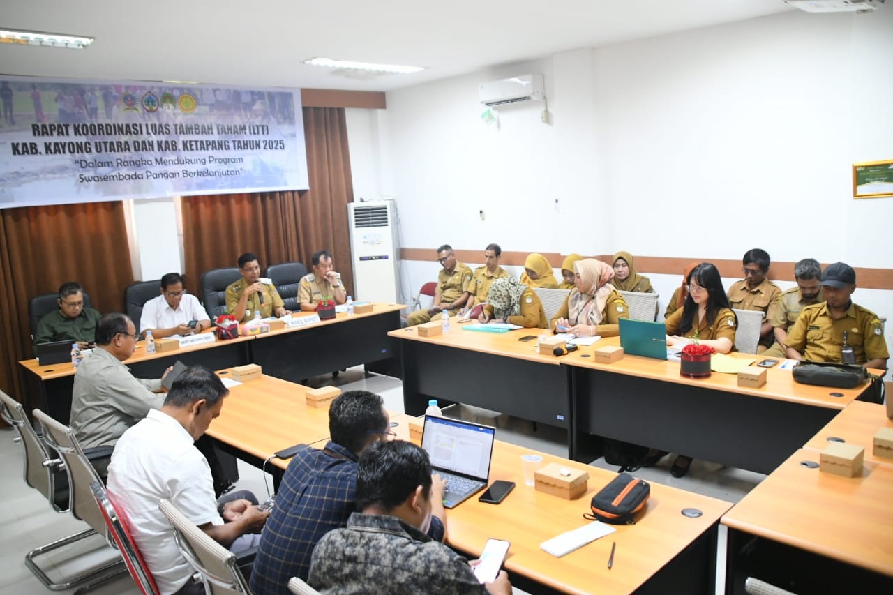 RAPAT : Rapat Koordinasi Percepatan Luas Tambah Tanam (LTT) bersama Kementerian Pertanian Republik Indonesia (Kementan RI) dan Pemerintah Kabupaten Ketapang, Aula Kantor Dinas Pertanian Kabupaten Kayo