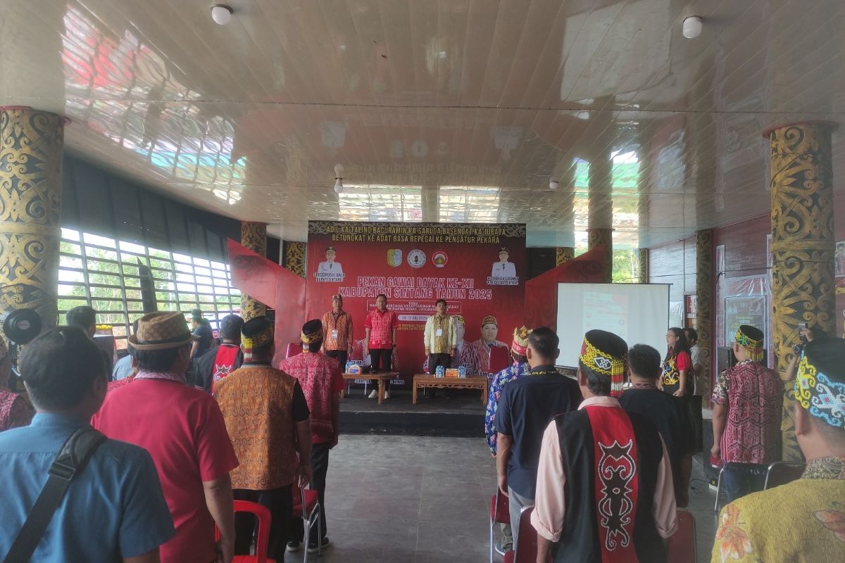 Suasana Seminar Budaya PGD ke-XII. Forum ini menyerukan perlunya revisi kebijakan tata ruang yang dianggap mengabaikan hak adat.