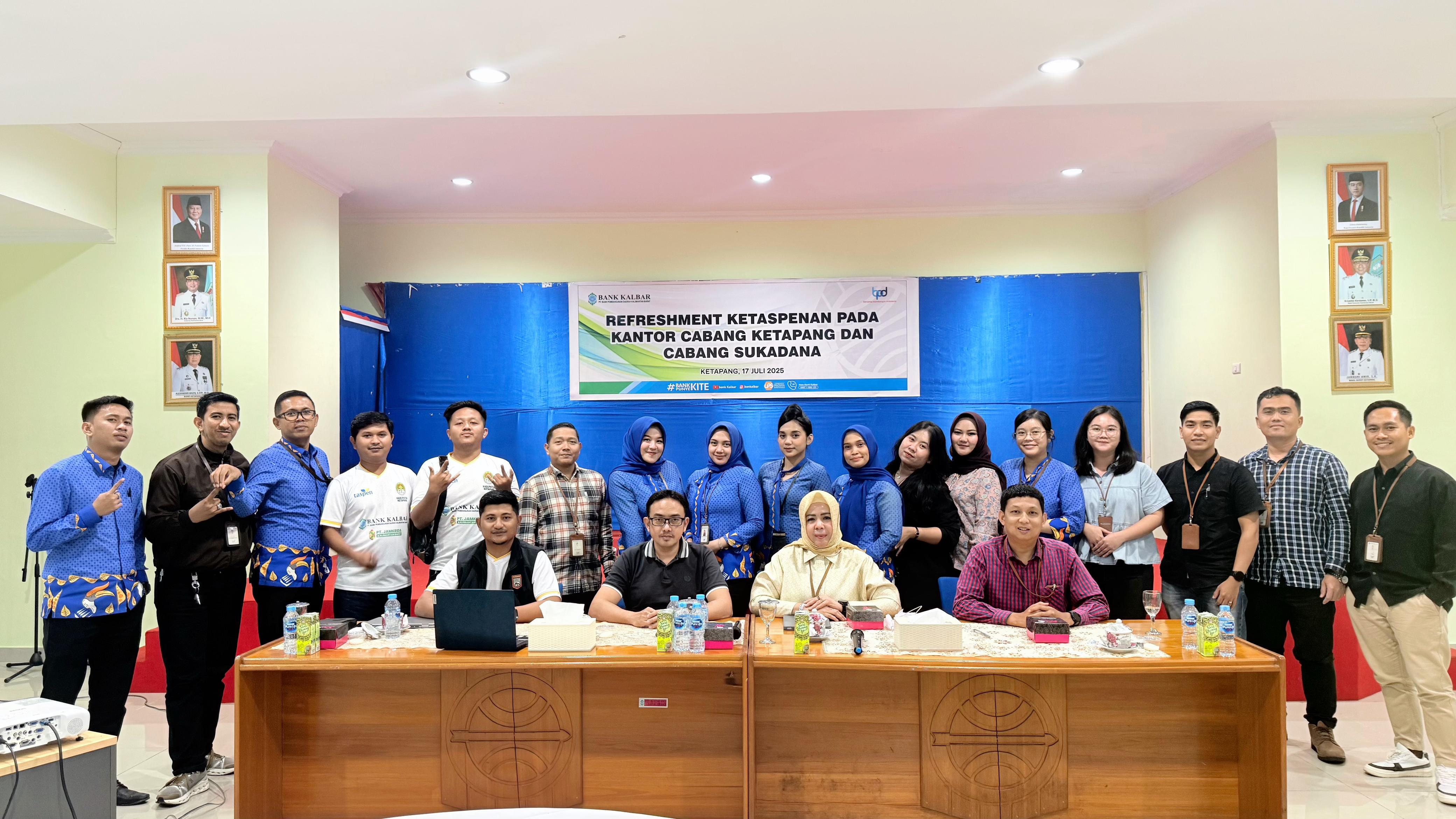 SOSIALISASI : Kegiatan Sosialisasi Flagging Taspen, Aplikasi Layanan Digital, dan Prosedur Perpindahan Kantor Bayar" pada Kamis, 17 Juli 2025, di Aula Rapat Bank Kalbar Cabang Ketapang.