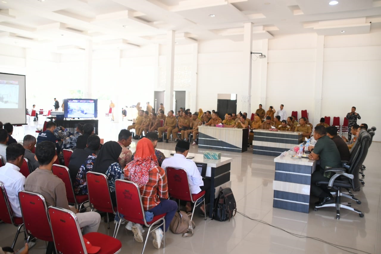 KOPDES : Peluncuran 80 ribu Koperasi Desa (Kopdes) Merah Putih oleh Presiden Republik Indonesia Prabowo Subianto, yang berlangsung secara daring.