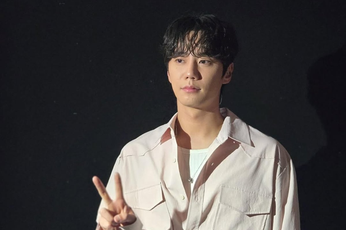 Penyanyi sekaligus aktor Korea Selatan Lee Jun Young.