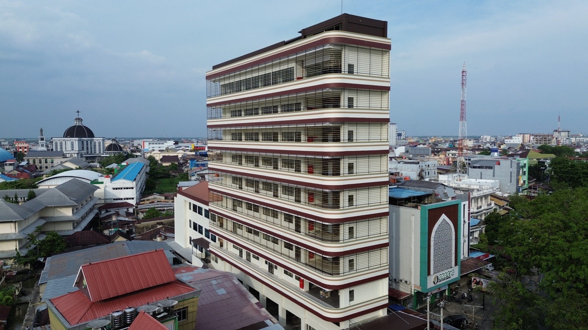 UWDP meresmikan Gedung Leopold Mandic, gedung baru setinggi 10 lantai pada Sabtu (26/7).