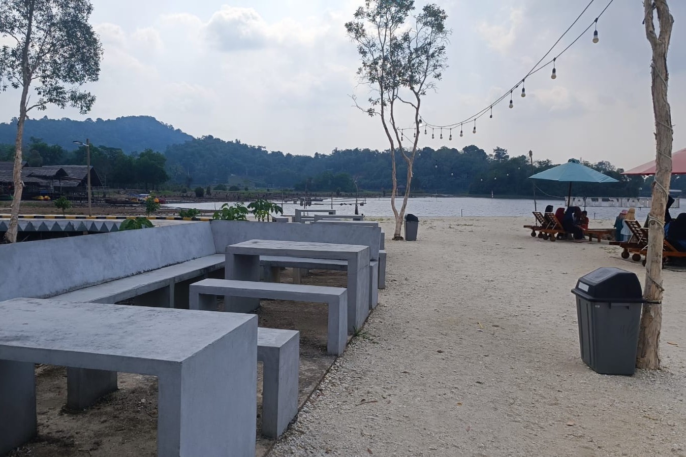 Destinasi baru di Danau Sebedang, Kampong Laok.