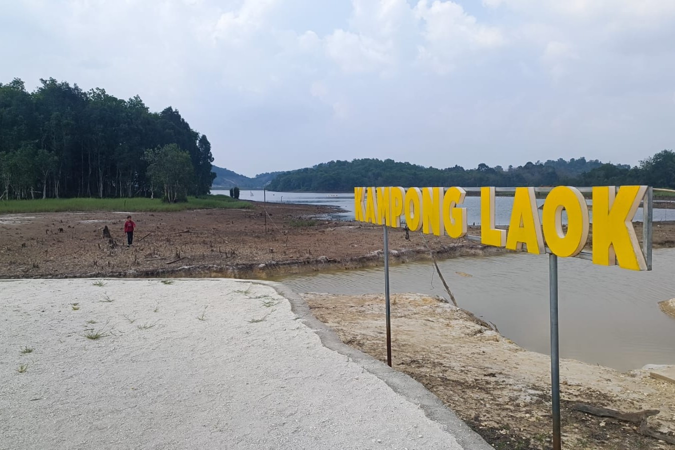 Destinasi baru di Danau Sebedang, Kampong Laok.