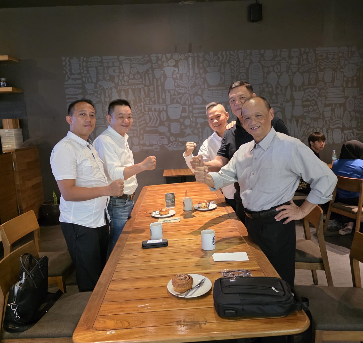 PT. FAM Nexa Indonesia, melalui Presiden Direkturnya, Johnny Famin Efendy.