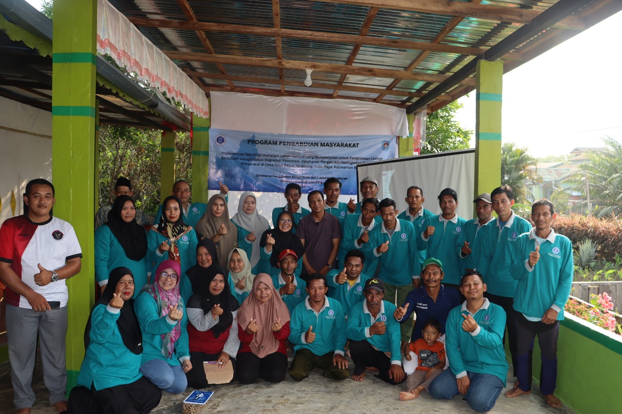 Dokumentasi kegiatan Pelatihan Pertanian Gambut Berkelanjutan yang dilaksanakan oleh Tim PKM ITB