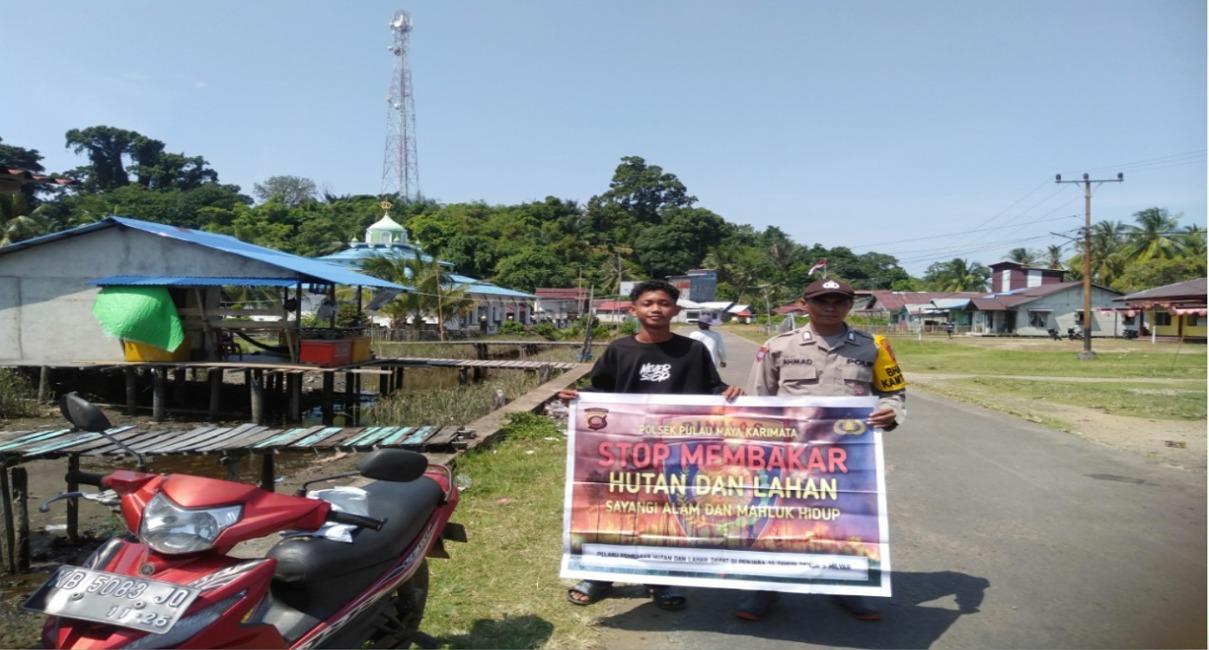IMBAUAN : Polres Kayong Utara bersama instansi terkait melakukan imbauan pencegahan terjadinya Karhutla.