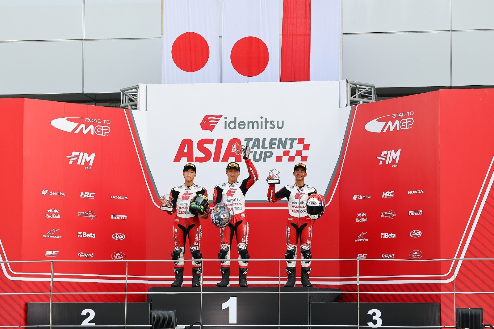 Pebalap muda AHM, M. Badly Ayatullah, sukses raih dua podium ketiga di IATC Sepang 2025.