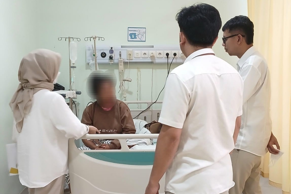 EN, PMI asal NTT yang diduga menajdi korban TPPO saat dirawat di RSUD Soedarso Pontianak.