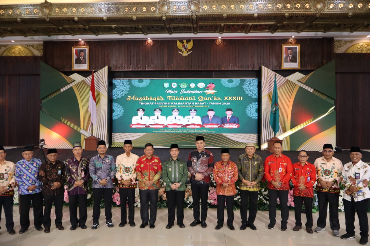 Peluncuran logo resmi dan maskot MTQ XXXIII 2025 Provinsi Kalbar dengan tuan rumah Kapuas Hulu di pendopo Gubernur Kalbar, Kamis (7/8).