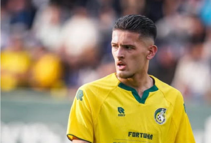 Justin Hubner menjalani debut penuh saat Fortuna Sittard ditahan imbang Go Ahead Eagles 2-2 di Eredivisie 2025/2026.