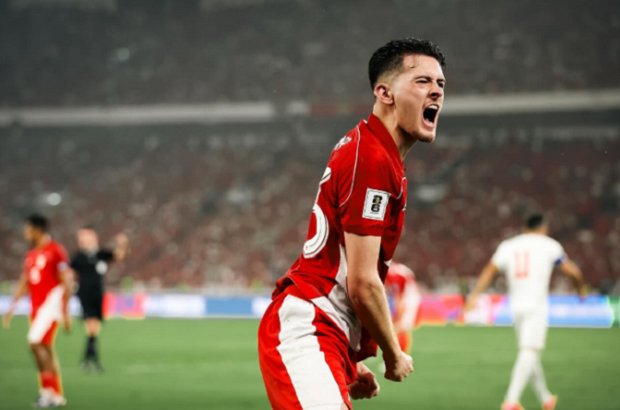 Justin Hubner menyebut dirinya tak bisa jalan santai di Indonesia karena disambut fans seperti Cristiano Ronaldo.