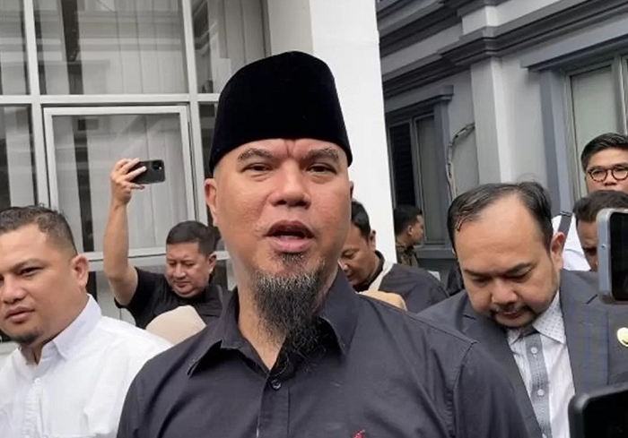 Ahmad Dhani.