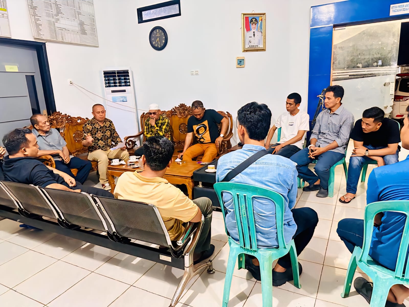 RAPAT: Suasana rapat persiapan Pordezon II di Sungai Kunyit