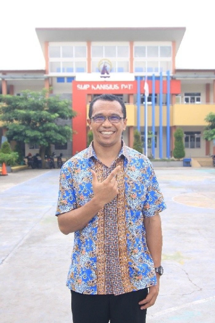 Ferdianus Jelahu, S.Pd