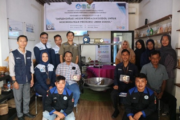 PKM: Tim PKM PSDKU D3 Teknologi Mesin Polnep di Kabupaten Sanggau melaksanakan PKM di Rumah BUMN Sanggau, Selasa (12/8).