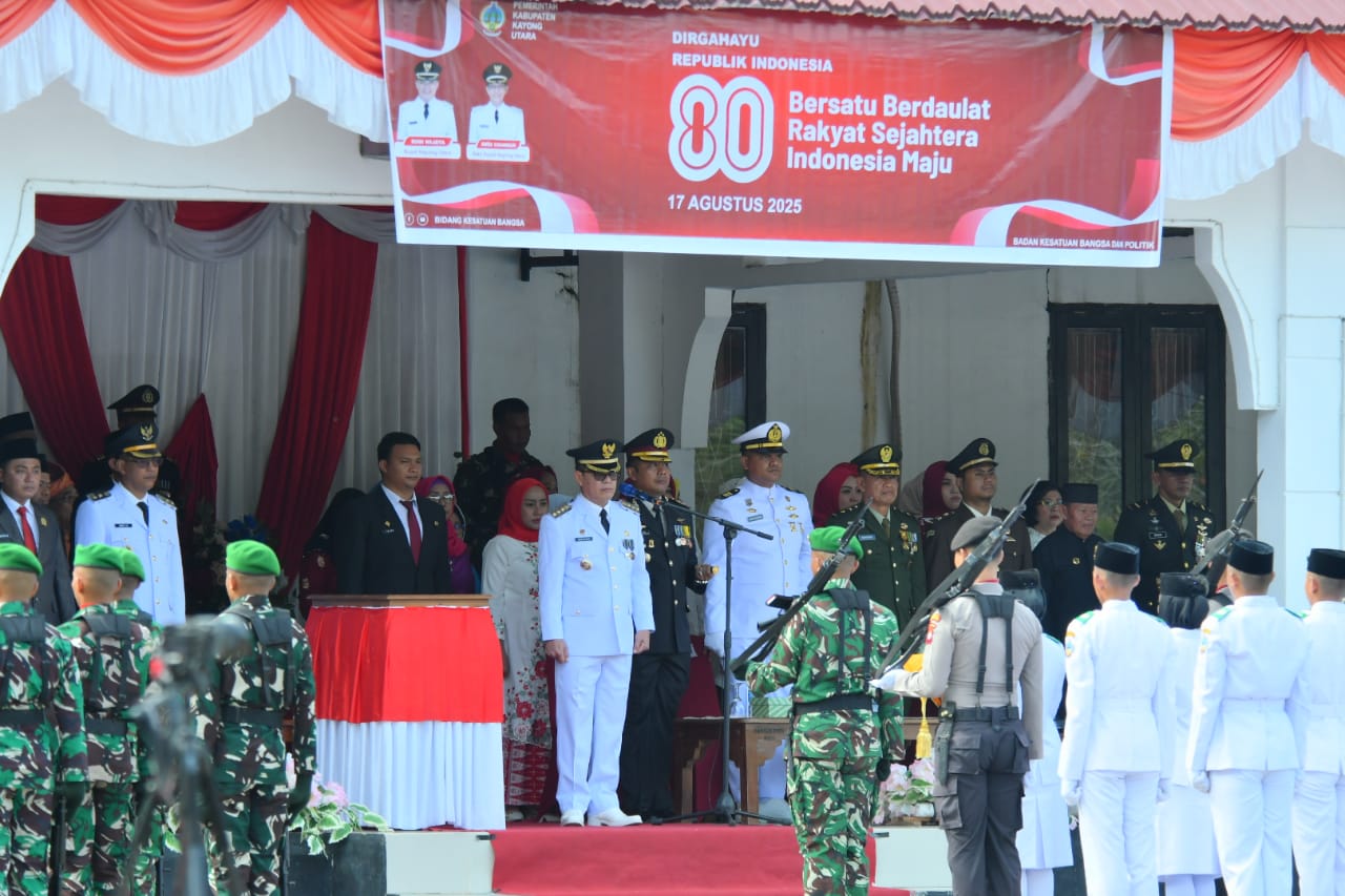 UPACARA: Kegiatan Upacara Peringatan Hari Ulang Tahun ke-80 Kemerdekaan Republik Indonesia di Kayong Utara.
