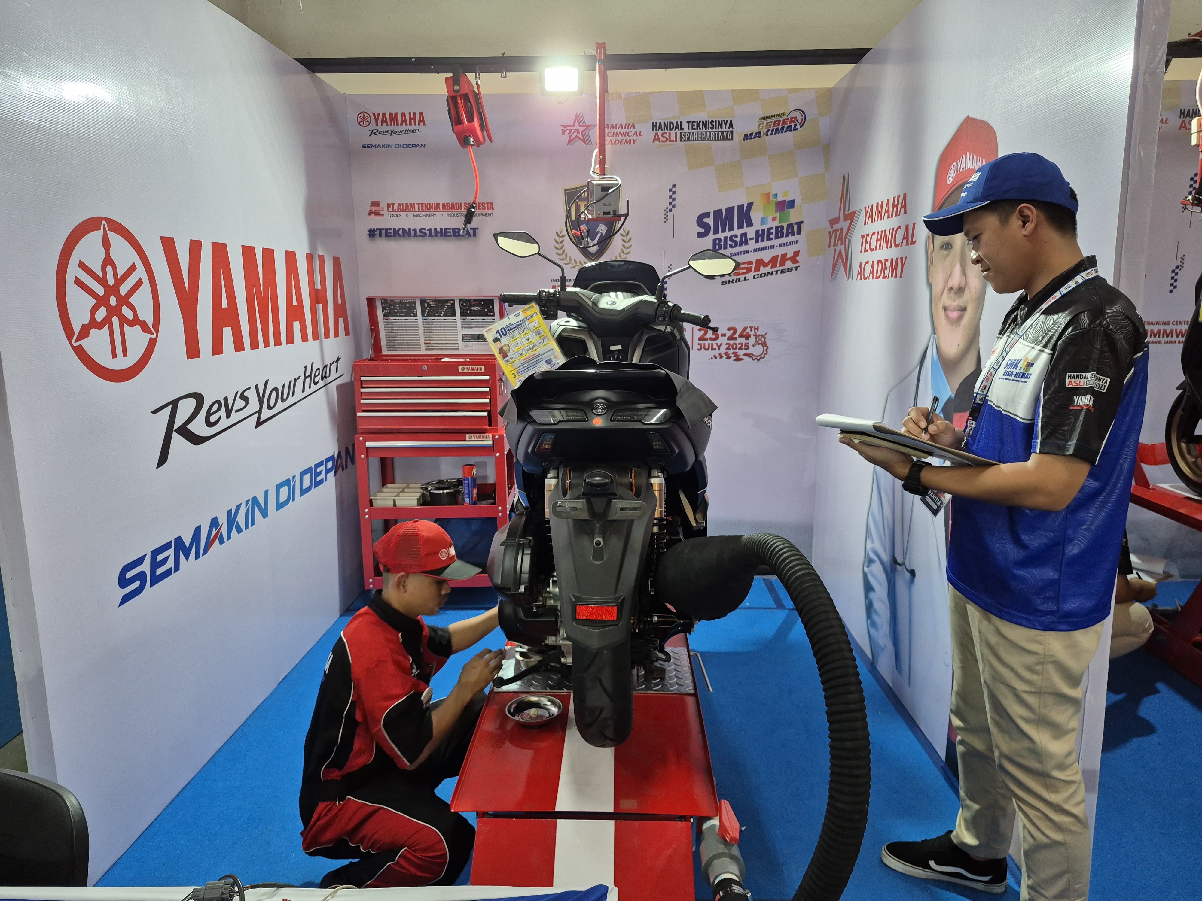 Indonesia Technician Grand Prix Digelar, Lebih Dari 2 Dekade Komitmen Yamaha Cetak Teknisi Berkualitas Global.