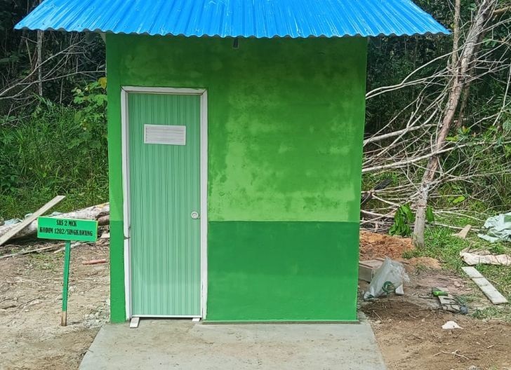 BANGUN MCK: Fasilitas MCK yang dibangun Satgas TMMD Reguler ke-125 Kodim 1202/Skw bersama warga di Kelurahan Mayasopa, Singkawang Timur.