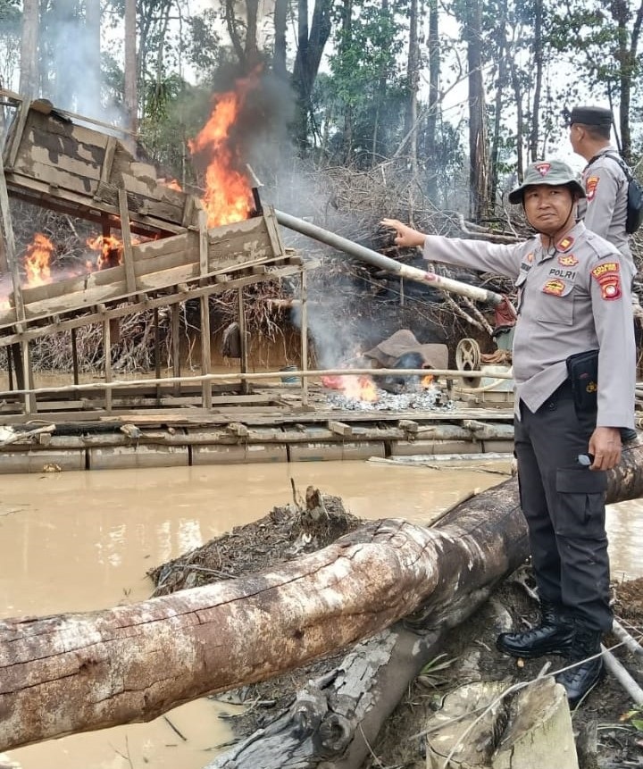 PETI : Penertiban PETI yang dilakukan Polsek Mentebah.