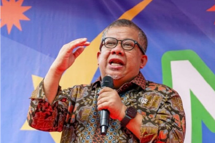 Wamen PKP Fahri Hamzah memaparkan rencana reformasi subsidi perumahan di Jakarta, Kamis (21/8/2025).  (Instagram/fahrihamzah)