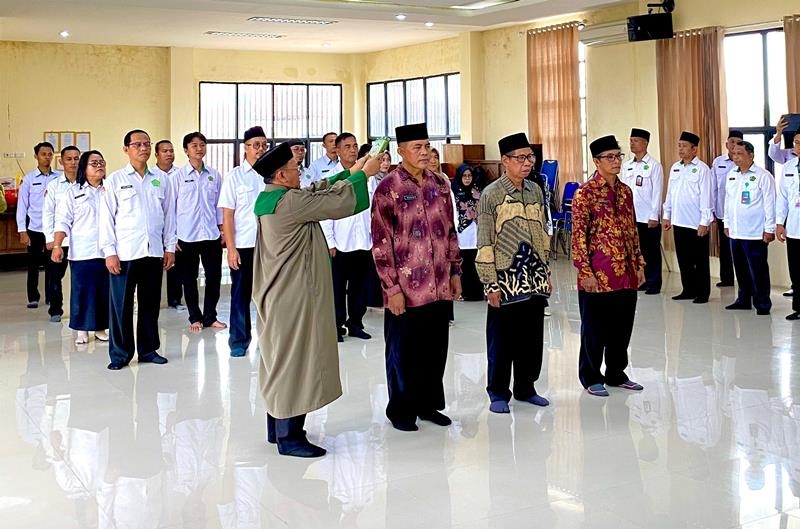 PELANTIKAN: Suasana pelantikan tiga Kepala KUA di Mempawah.