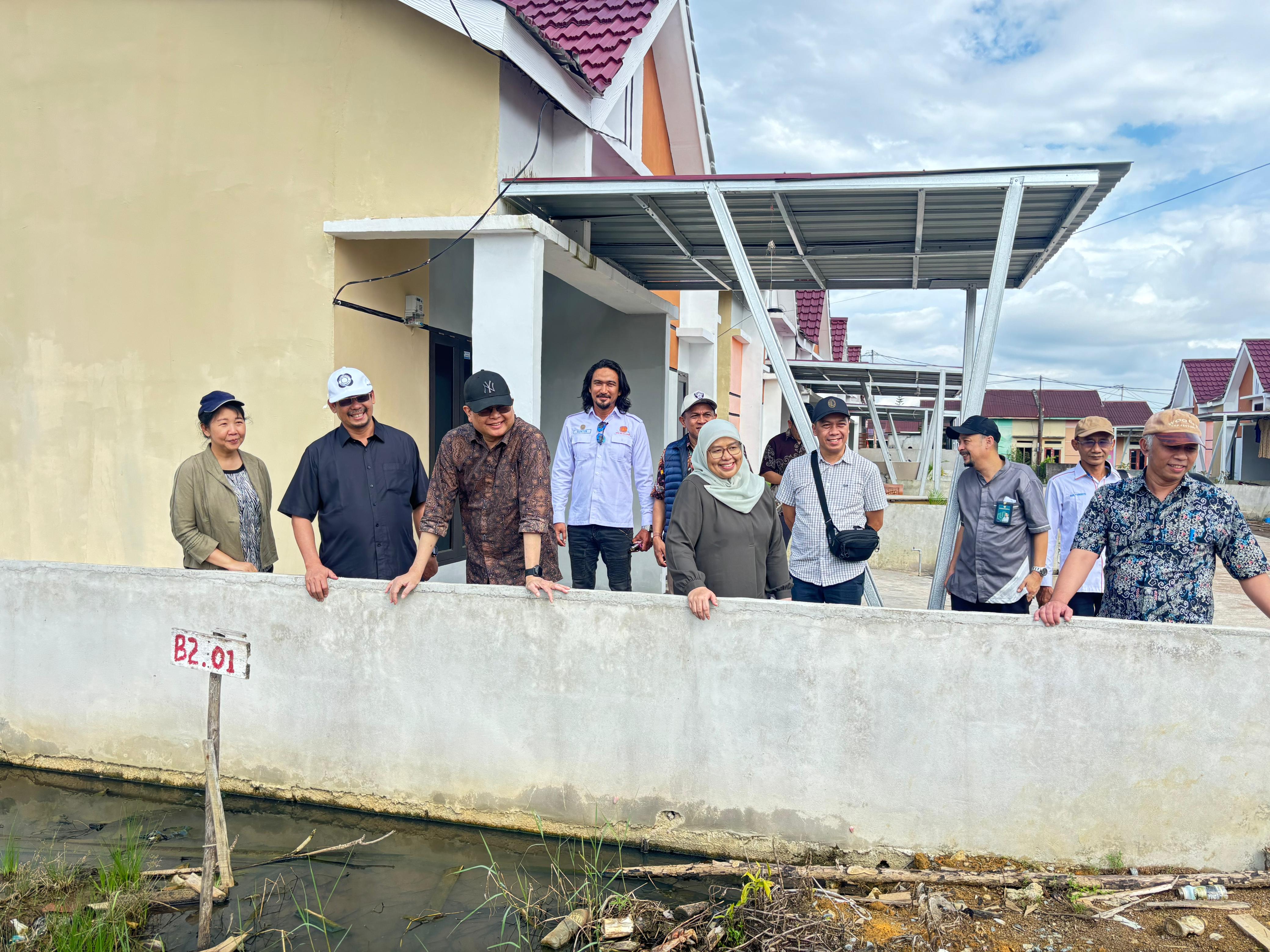 Ketua DPD REI Kalbar H. Baharudin, SE mendampingi kunjungan Tiga Dirjen PKP Tinjau Perumahan Subsidi di Pontianak Timur.