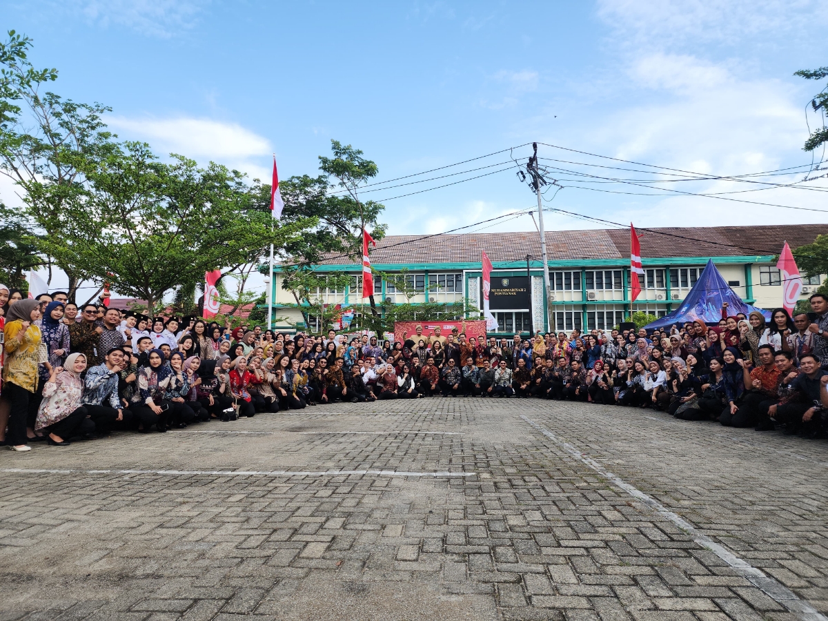 BRI BO Pontianak Gajah Mada Gelar Upacara Bendera HUT RI Ke-80 Berkolaborasi dengan BRI BO Pontianak.